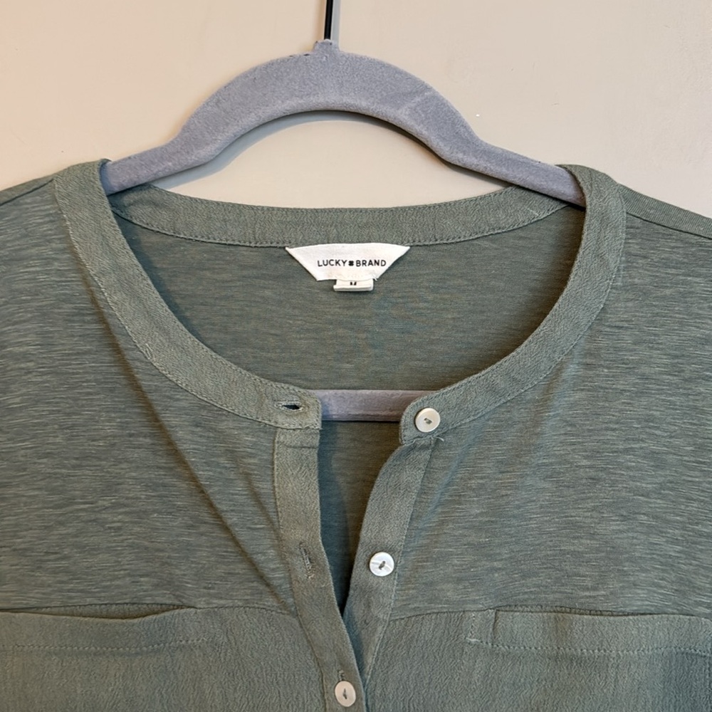 NWT Lucky Brand Mixed Media Short Sleeve Cotton Henley Top, Green, size Medium - Picture 4 of 10